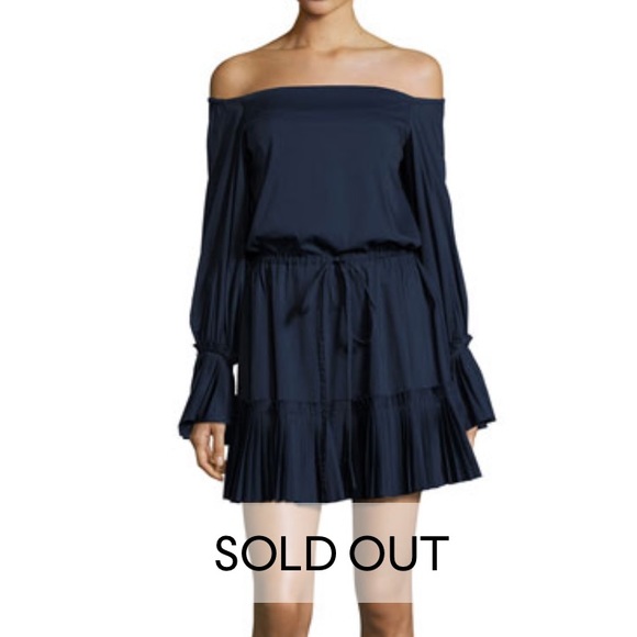 Alexis off shoulder draw string waist dress - S 💙 - Picture 3 of 12